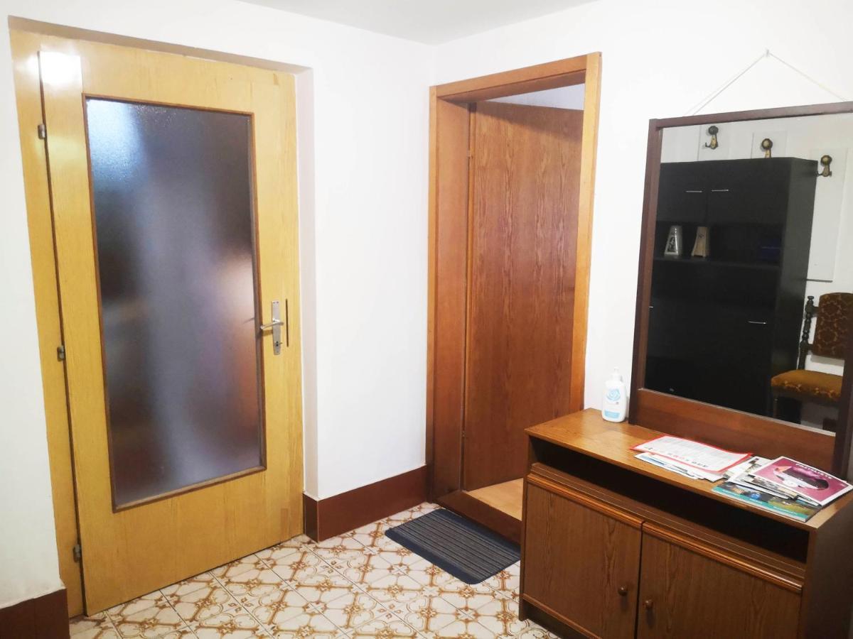 Na Kopitarjevi Hotel Lasko Ngoại thất bức ảnh